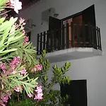 Guest house Residencial Morgado Almeida