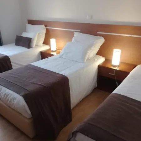 Residencial Morgado Гостевой дом Алмейда