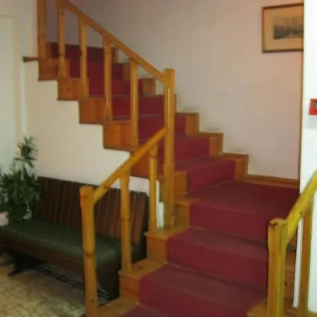 Residencial Morgado Guest house