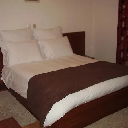 Casa de hóspedes Residencial Morgado Almeida